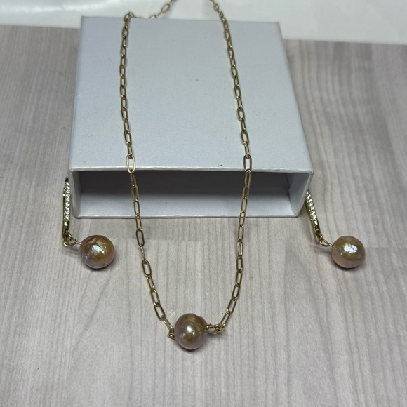 14k Gold Filled Natural Pearl & Cz Necklace and Earring Set - Picture 2 of 3